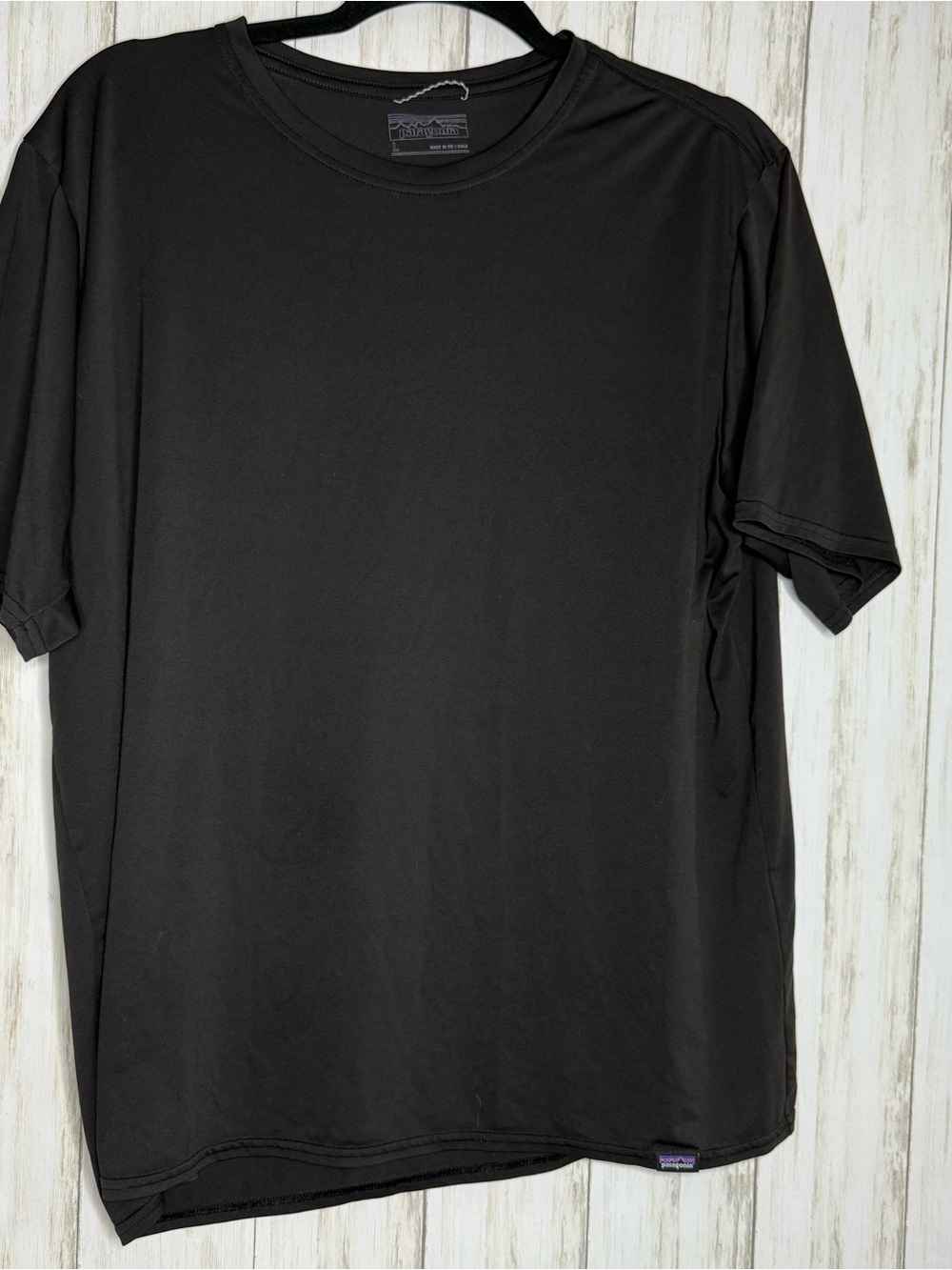 Patagonia Black Men’s Short-Sleeve Tee Large